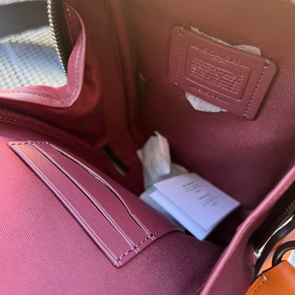 coach Stanton Crossbody In Signature Canvas With Bear cl437 - Picture 7 of 9